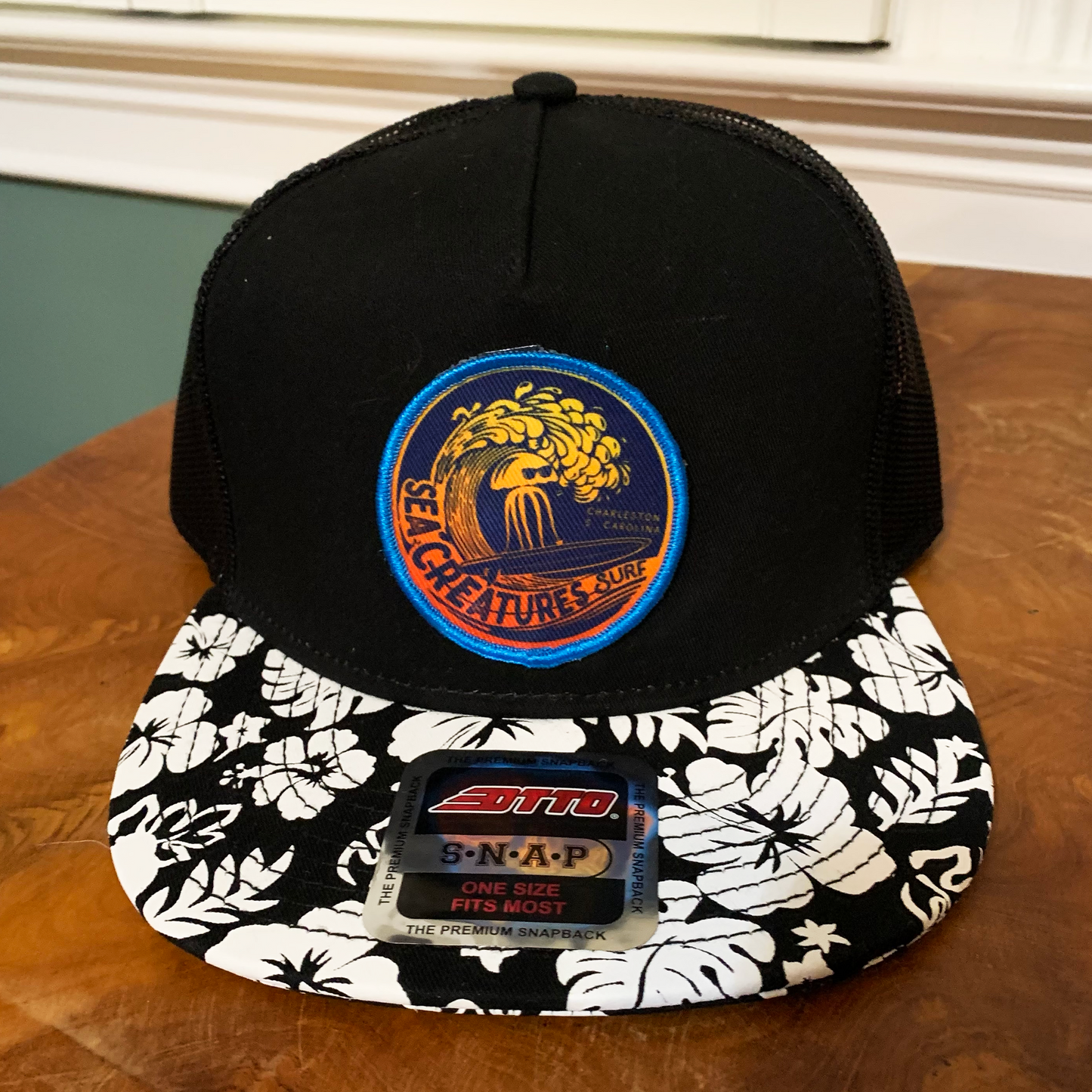 Jellyfish Sea Creatures Surf Hawaiian Flat Bill Hat